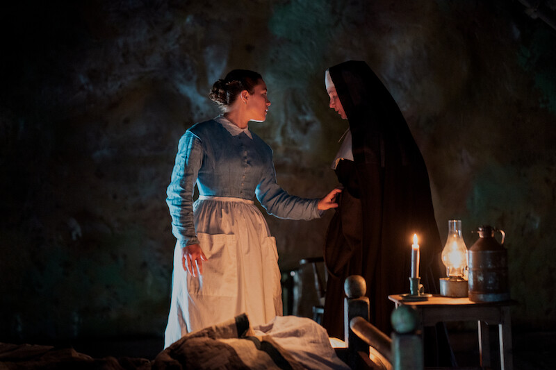 Florence Pugh Is Chasing a Miracle in ‘The Wonder’