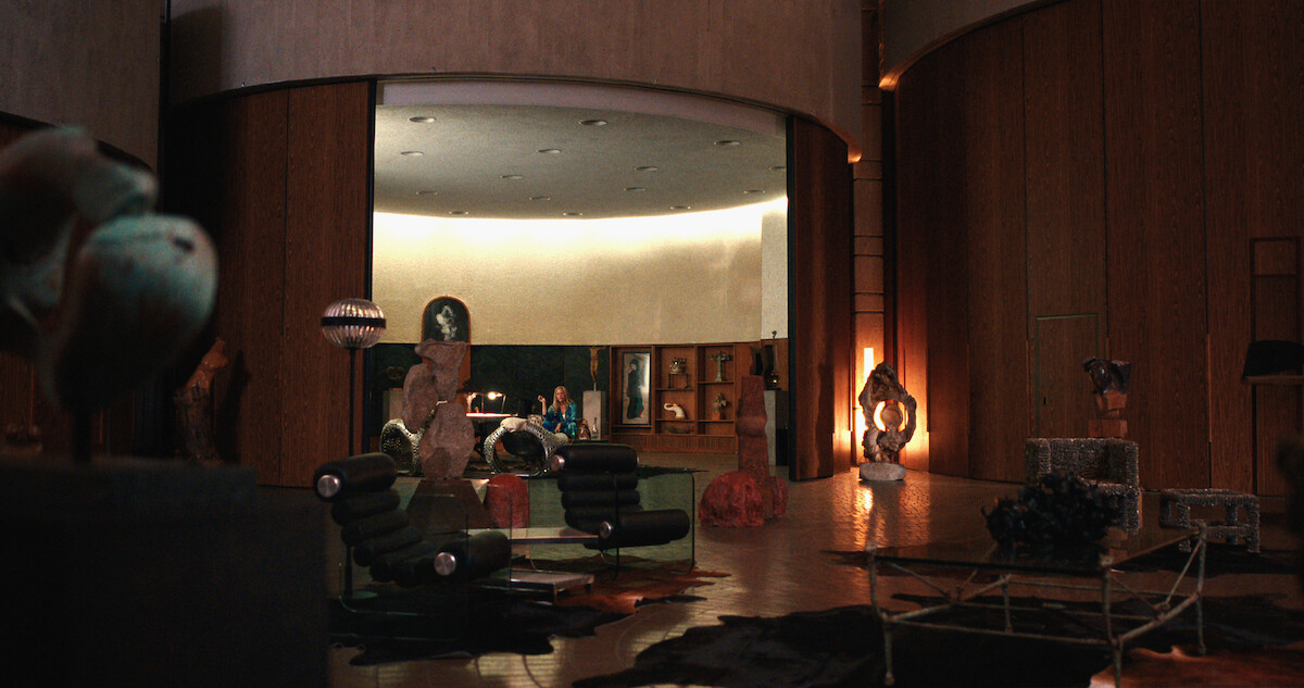 Maria Bello’s house in BEEF Season 1.