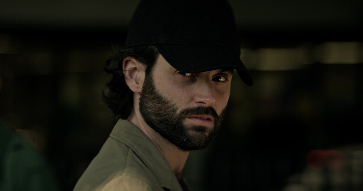 Penn Badgley is Joe Goldberg in 'You'