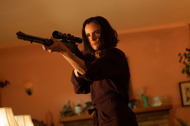 Juliette Lewis as Natalie Scatorccio in 'Yellowjackets: Season 1'.