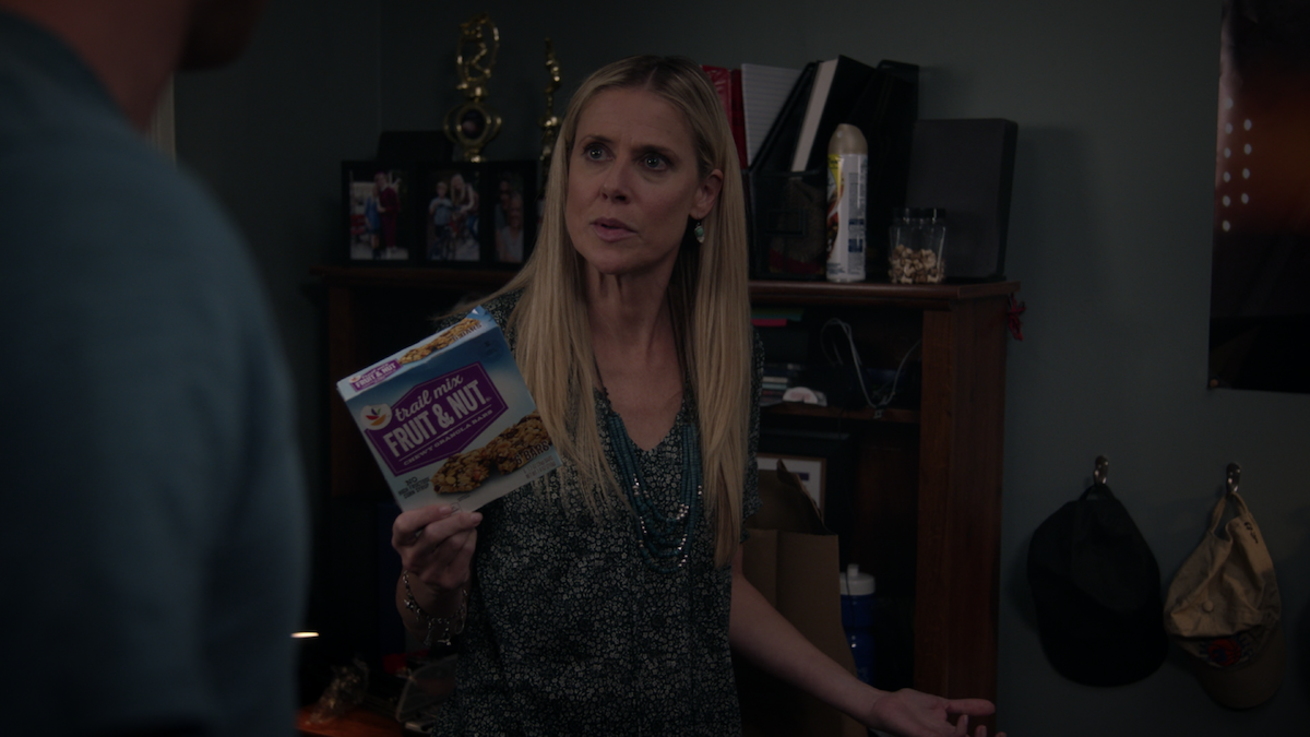 Kelly Deadmon as Sylvia in ‘Manifest’ Season 2.