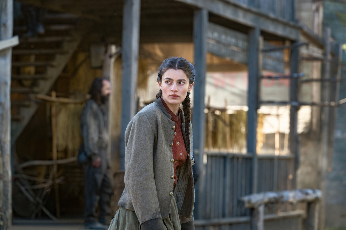 Diana Silvers as Dahlia Teller in ‘The Abandons’