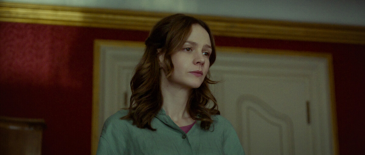 Carey Mulligan as Lenka