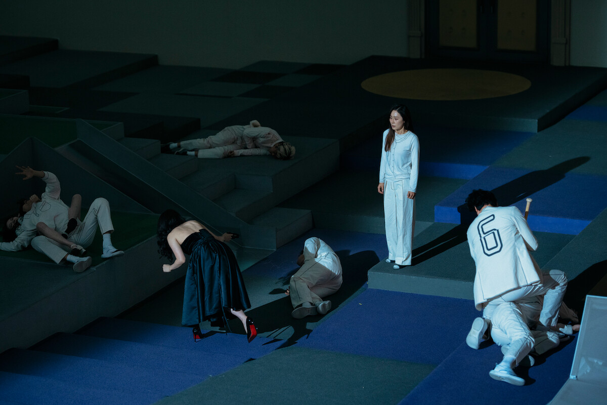Lee Yul-eum as Number 4, Ryu Jun-yeol as Third Floor, Chun Woo-hee as Eighth Floor, Lee Zoo-young as Second Floor, Bae Seong-woo as First Floor, Moon Jeong-hee as Fifth Floor, Park Hae-joon as Sixth Floor, and Park Jeong-min as Seventh Floor in ‘The 8 Show.’