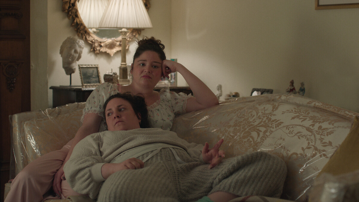 Lean Dunham as Nora, Megan Stalter as Jessica in ‘Too Much’