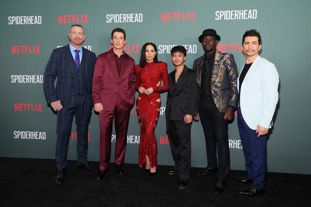 Daniel Reader, Miles Teller, Jurnee Smollett, Mark Paguio, Stephen Tongun, Joey Vieira - Spiderhead red carpet interview 
