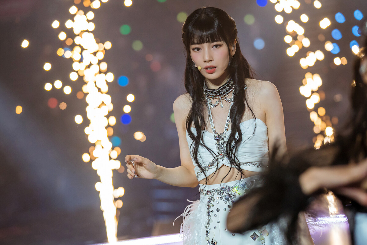 Bae Suzy as Lee Doona preforms on stage in Season 1 of ‘Doona!’
