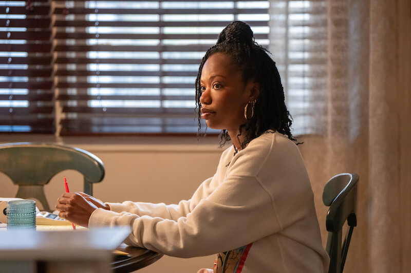 Xosha Roquemore as Shelly Clark in 'Forever'