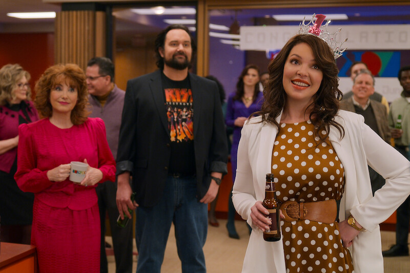Lauren K. Robek as Carol, Brendan Taylor as Mutt and Katherine Heigl as Tully in Season 2 of Firefly Lane.