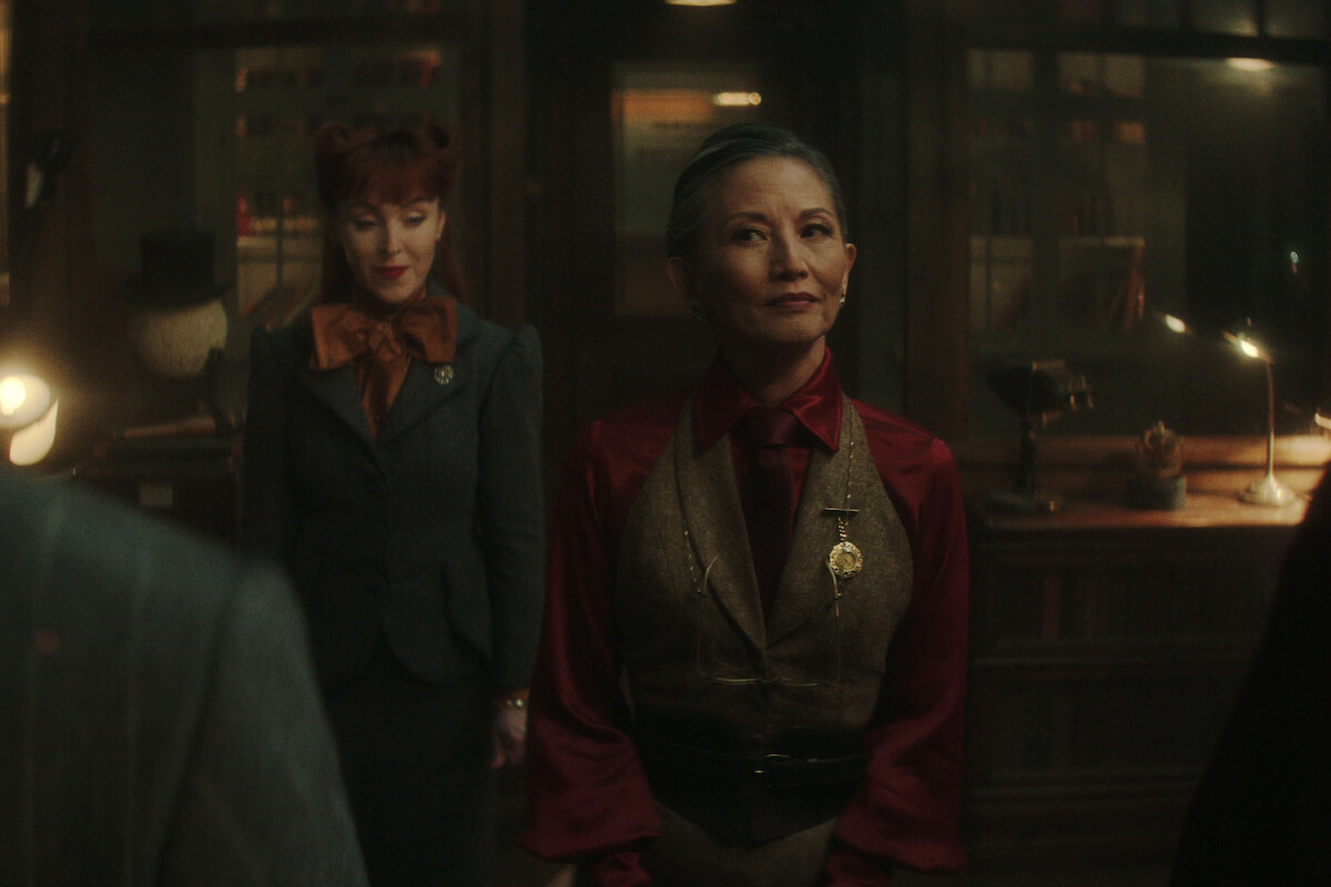Night Nurse (Ruth Connell) and her supervisor (Tamlyn Tomita) in ‘Dead Boy Detectives’