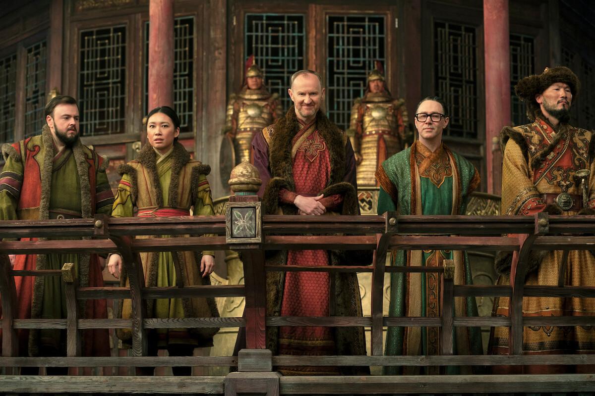 John Bradley as Jack Rooney, Jess Hong as Jin Cheng, Mark Gatiss as Isaac Newton, Reece Shearsmith as Alan Turing, Jenson Cheng as Kublai Khan in ‘3 Body Problem.’
