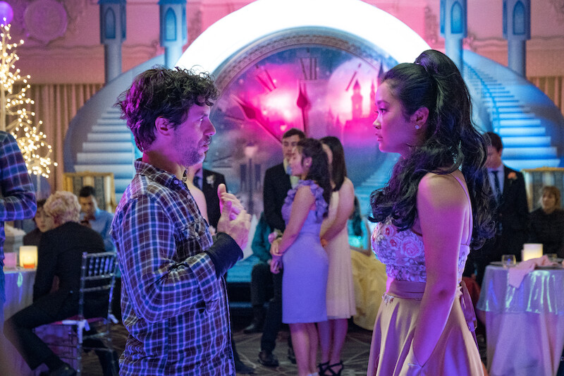 Director Michael Fimognari and Lana Condor as Lara Jean.