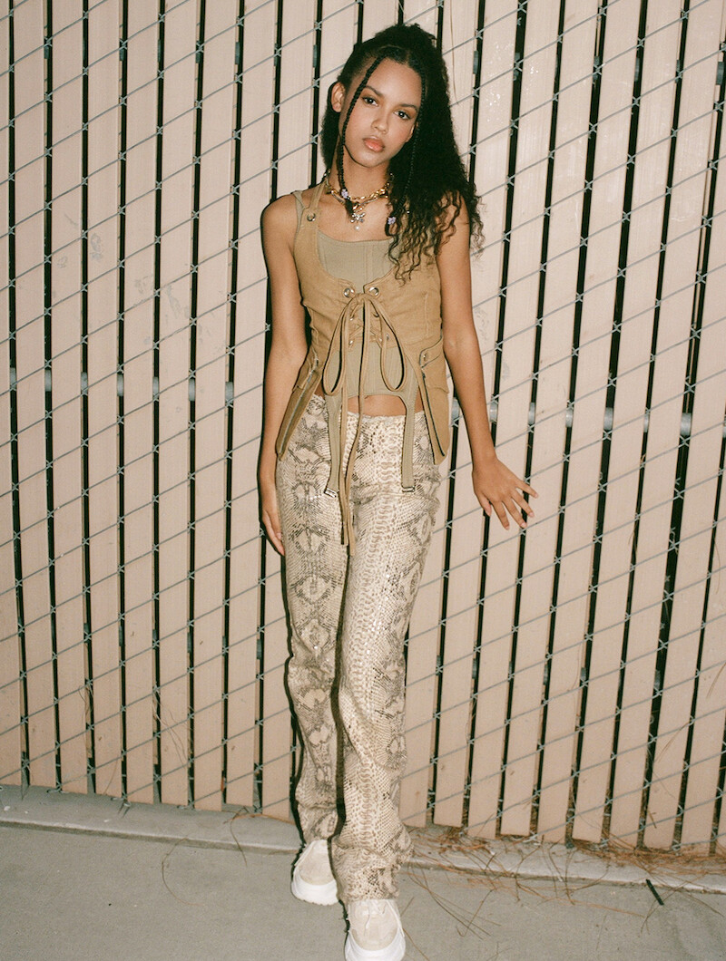 Samara, 17 — Brazil