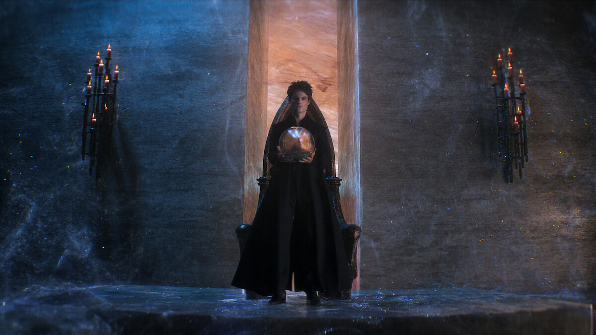 Tom Sturridge as Dream in Season 2 of ‘The Sandman’