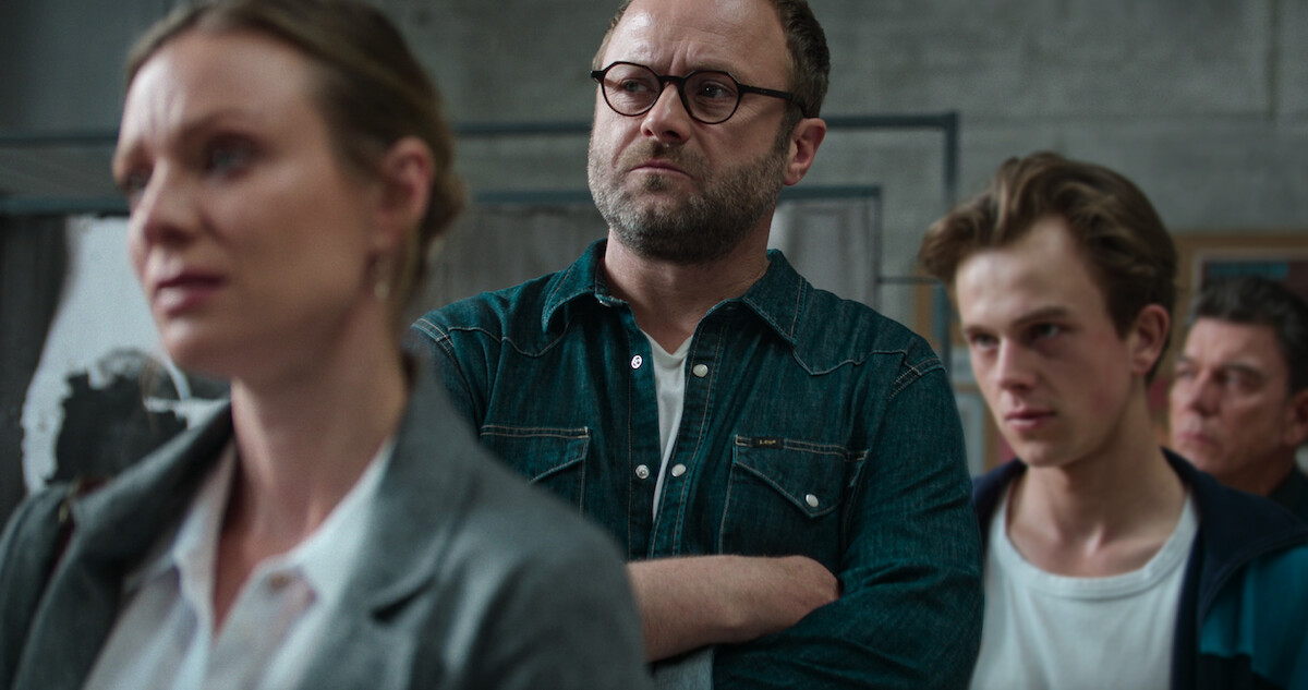 Leszek Lichota - All the Potential Suspects in the ‘Hold Tight’ Cast