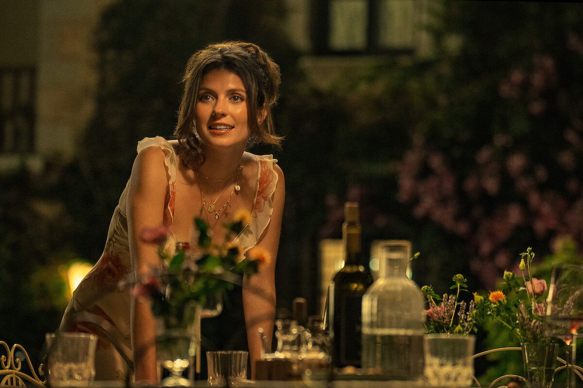 Emily Bader as Poppy in ‘People We Meet on Vacation’