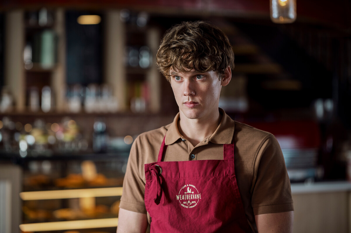 Tyler Galpin as Hunter Doohan