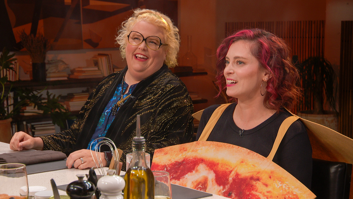Fortune Feimster and Rachel Bloom