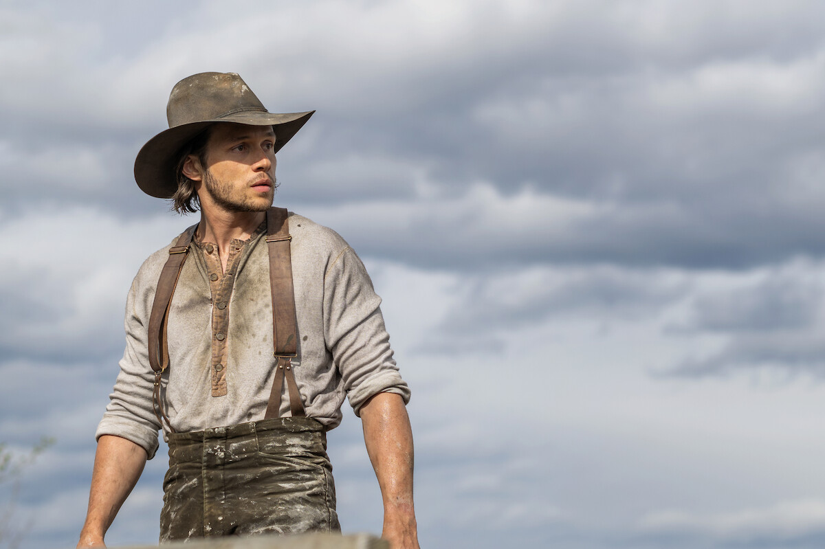 Nick Robinson as Elias Teller in ‘The Abandons’