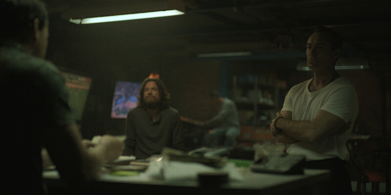 Jason Bateman as Vince, Jude Law as Jake in 'Black Rabbit.'