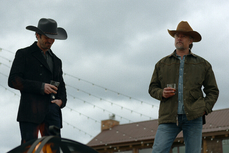 Eoin Macken as Davis and Josh Duhamel as Staten in 'Ransom Canyon' Season 1.