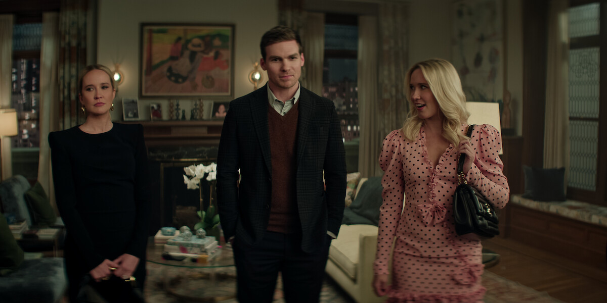 Anna Camp as Reagan Lockwood, Pete Ploszek as Harrison, Anna Camp as Maddie Lockwood in season 5 of ‘You.’
