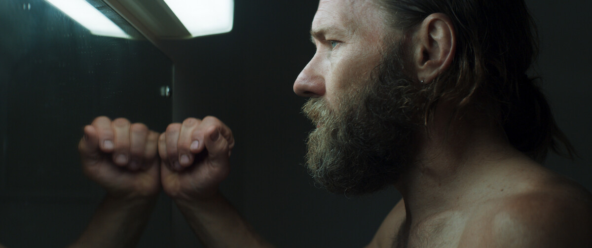 Joel Edgerton in The Stranger
