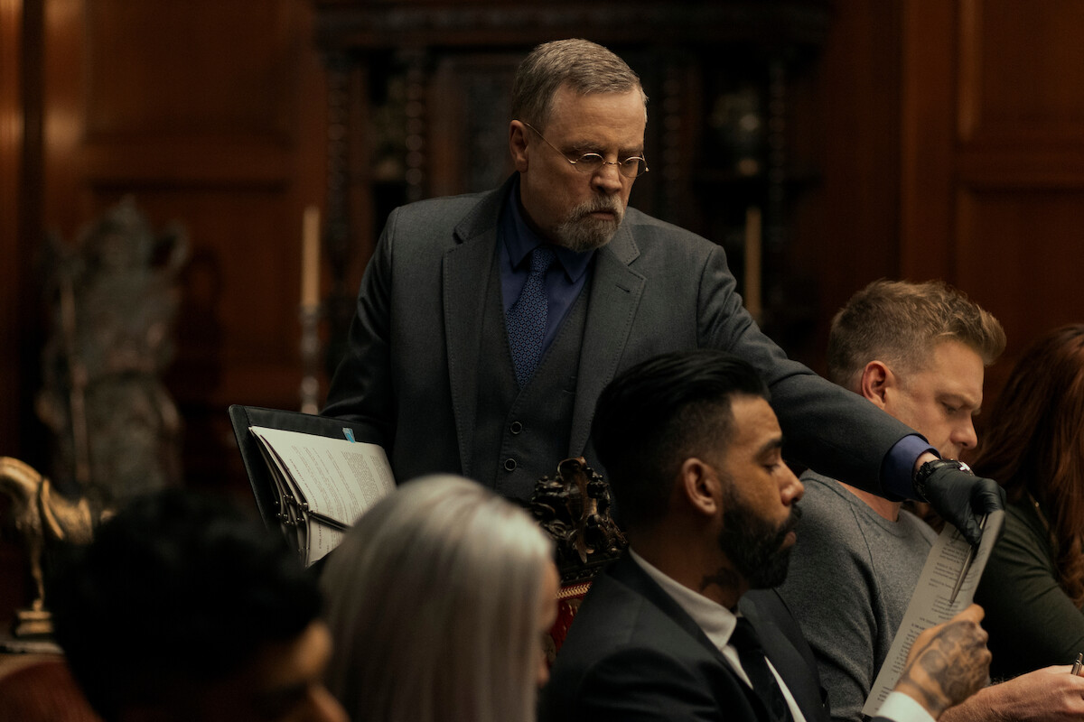 Mark Hamill as Arthur Pym, Rahul Kohli as Napoleon Usher, Matt Biedel as Bill-T Wilson in Episode 1 of ‘The Fall of the House of Usher.’