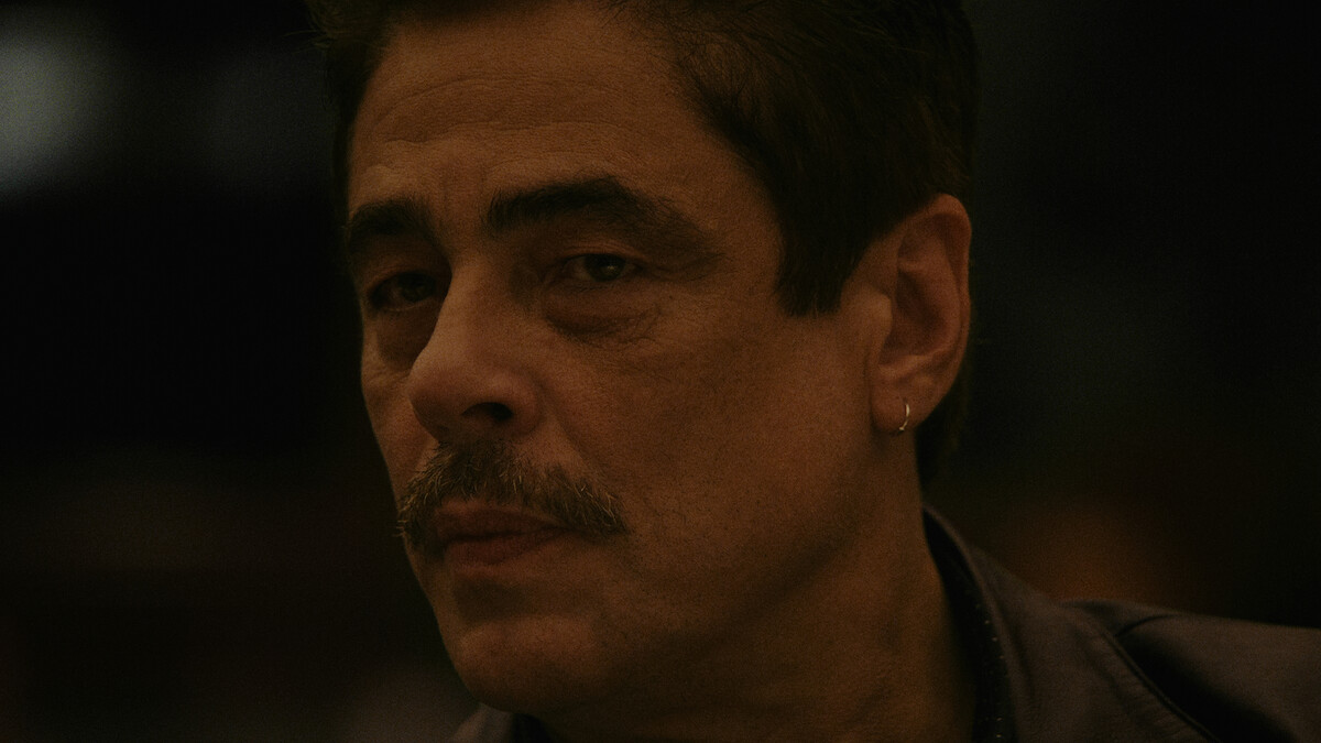 Benicio Del Toro as Tom Nichols in ‘Reptile’.