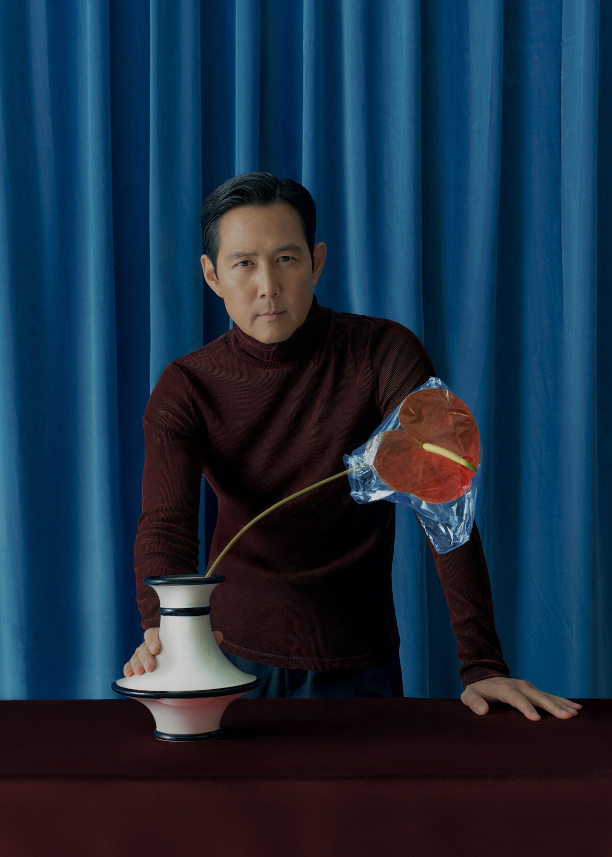 Lee Jung-jae of ‘Squid Game’ with a vase and flower