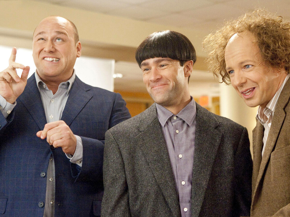 Where You’ve Seen Chris Diamantopoulos of ‘Red Notice’ Before Inline Image 2