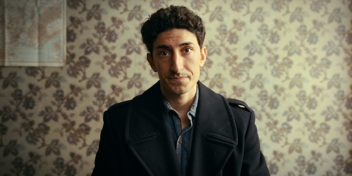Nadiv Molcho as Bill Freier