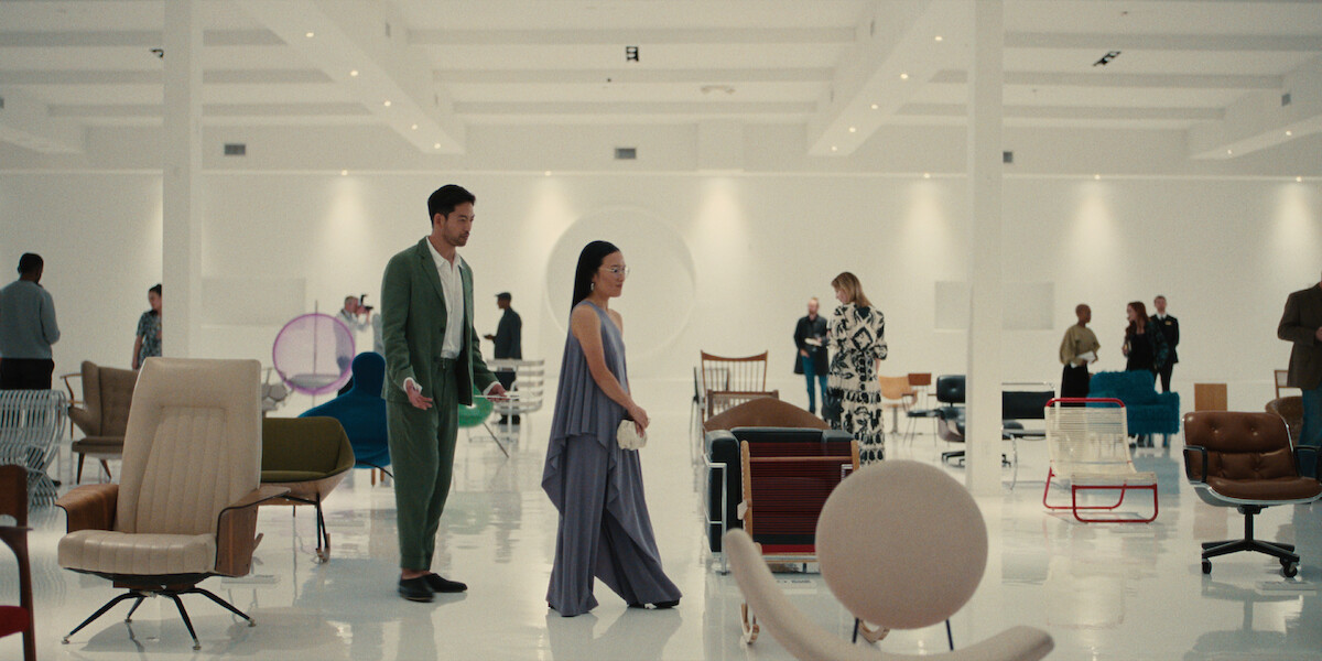 Joseph Lee as George Lau and Ali Wong as Amy Lau in BEEF Season 1.