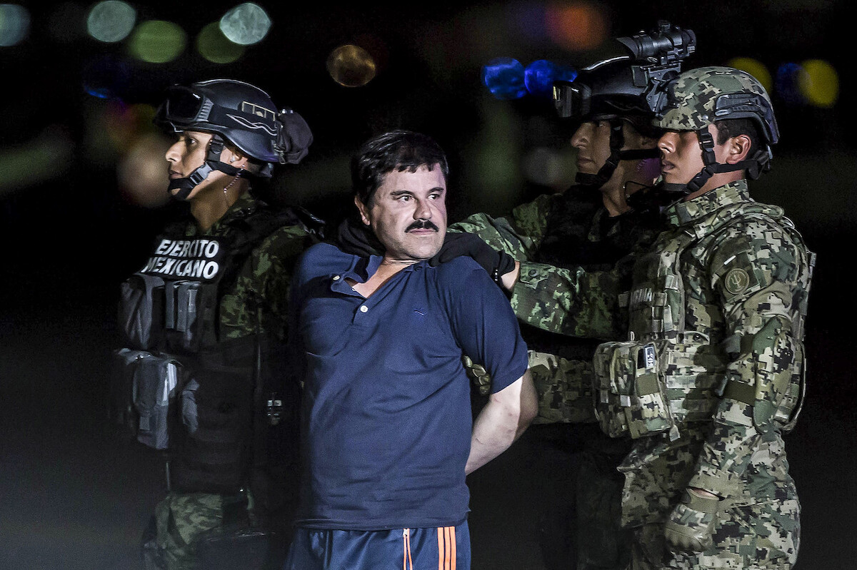 El Chapo Guzmán being apprehended