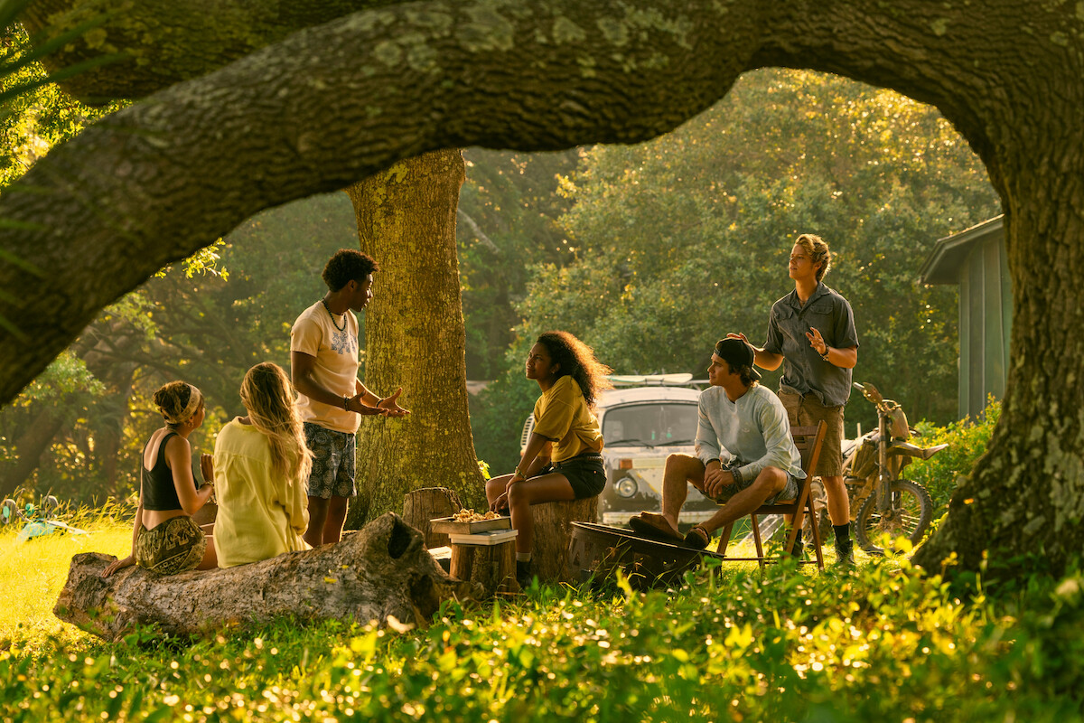 O elenco da temporada 4 de ‘Outer Banks’.