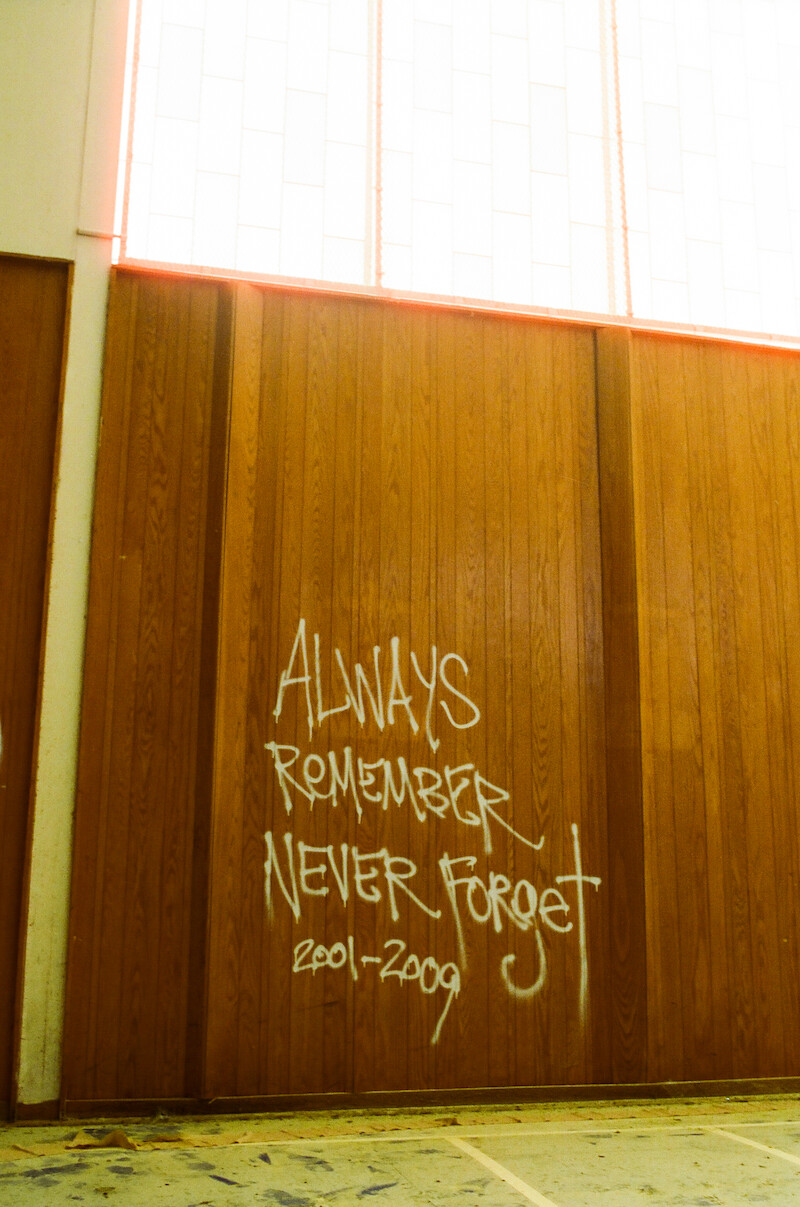 Wall at Ivy Ridge that reads "Always remember, never forget."