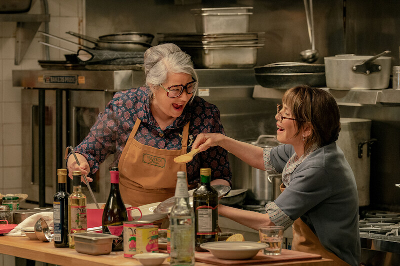 Lorraine Bracco as Roberta and Talia Shire as Teresa in 'Nonnas'