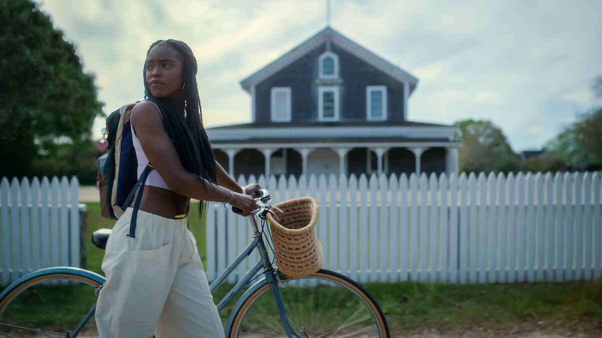 Lovie Simone as Keisha Clark in 'Forever'