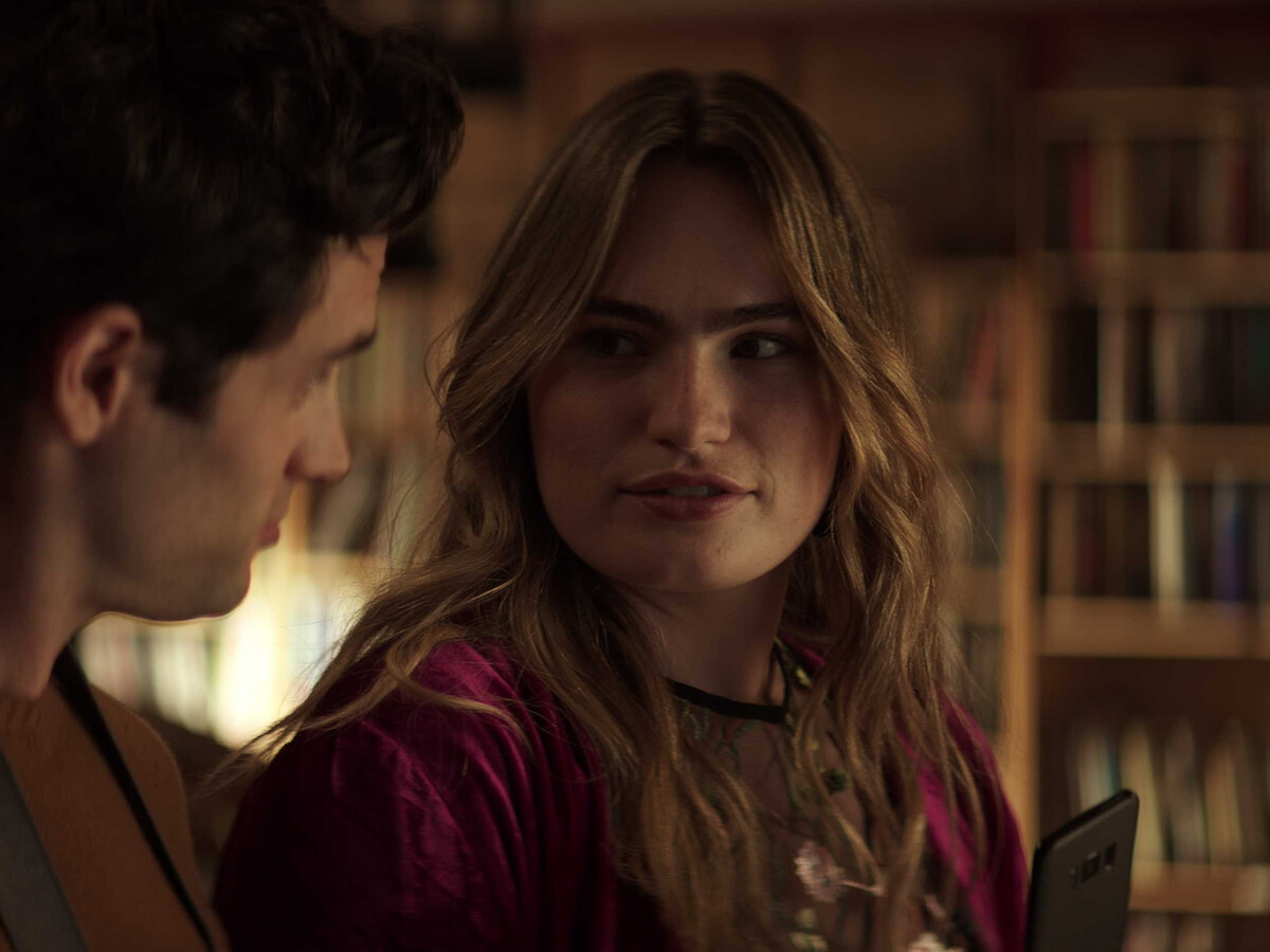Kathryn Gallagher as Annika in ‘You.’