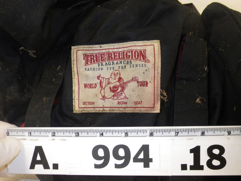 The decal on the duffel bag. - ‘Unsolved Mysteries’ Volume 3: Where Is Tammy Williams? Evidence photos