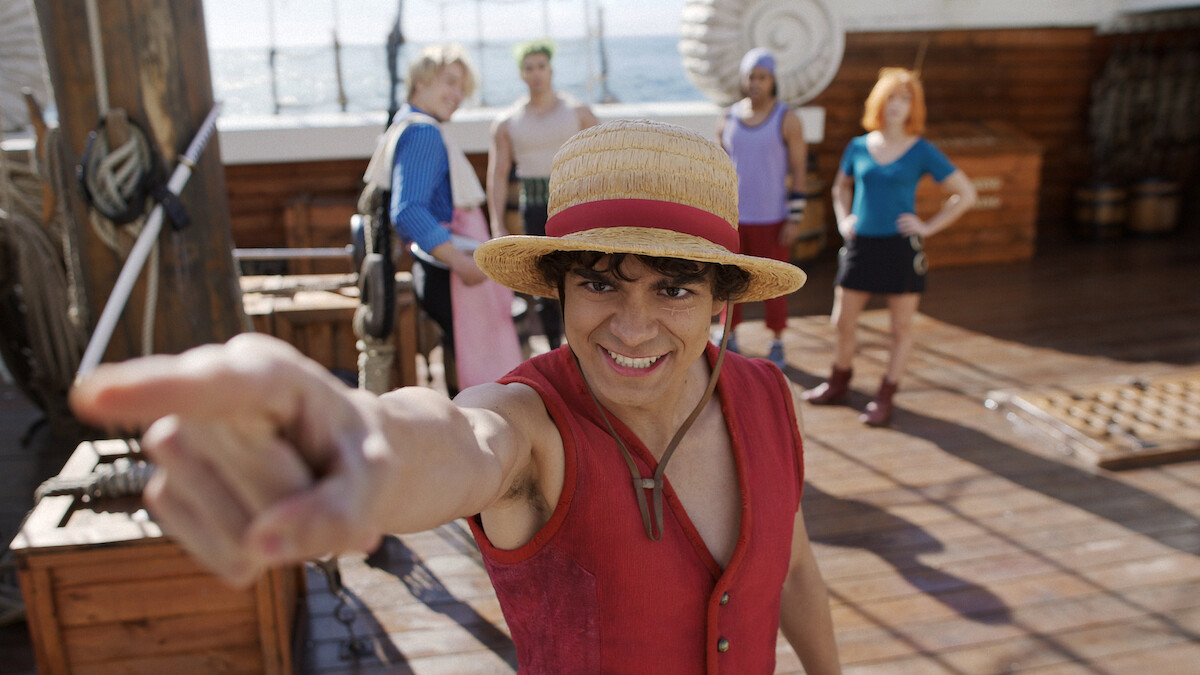 Taz Skylar as Sanji, Mackenyu as Roronoa Zoro, Iñaki Godoy as Monkey D. Luffy, Jacob Romero as Usopp, Emily Rudd as Nami in ‘ONE PIECE’ Season 2