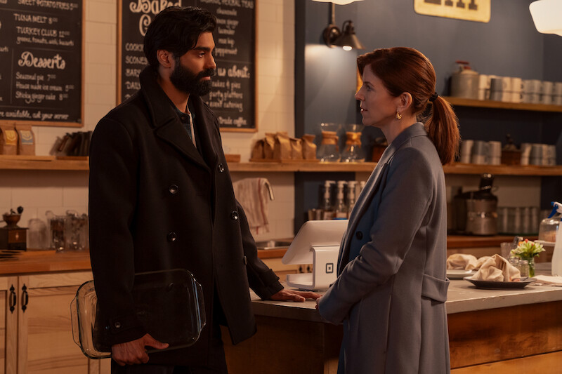 Raymond Ablack as Joe, Sabrina Grdevich as Cynthia in Season 3 of 'Ginny & Georgia'