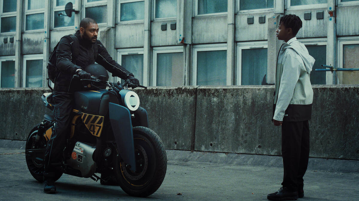 Kane Robinson as Izi and Jedaiah Bannerman as Benji in the film ‘The Kitchen’