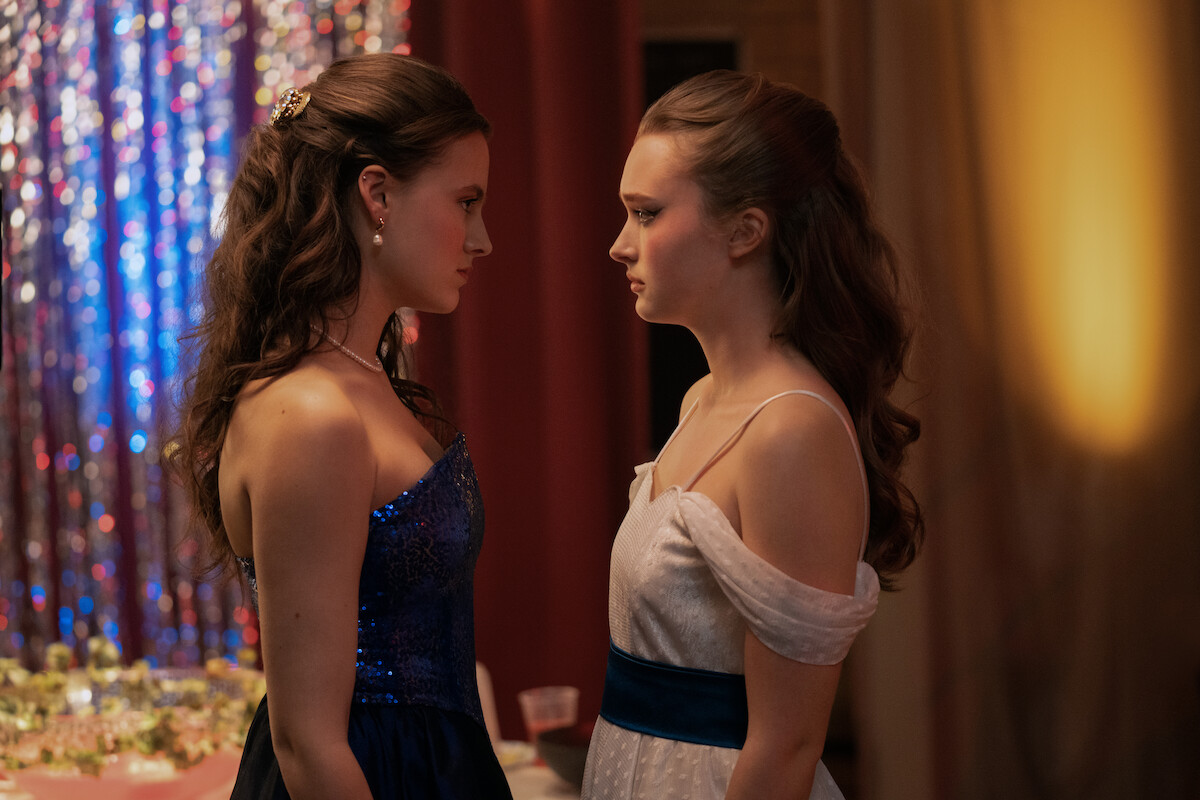 Fina Strazza as Tiffany Falconer and India Fowler as Lori Granger in ‘Fear Street: Prom Queen.’