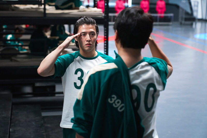 Kang Ha-neul as Kang Dae-ho salutes another play in Season 2 of 'Squid Game'