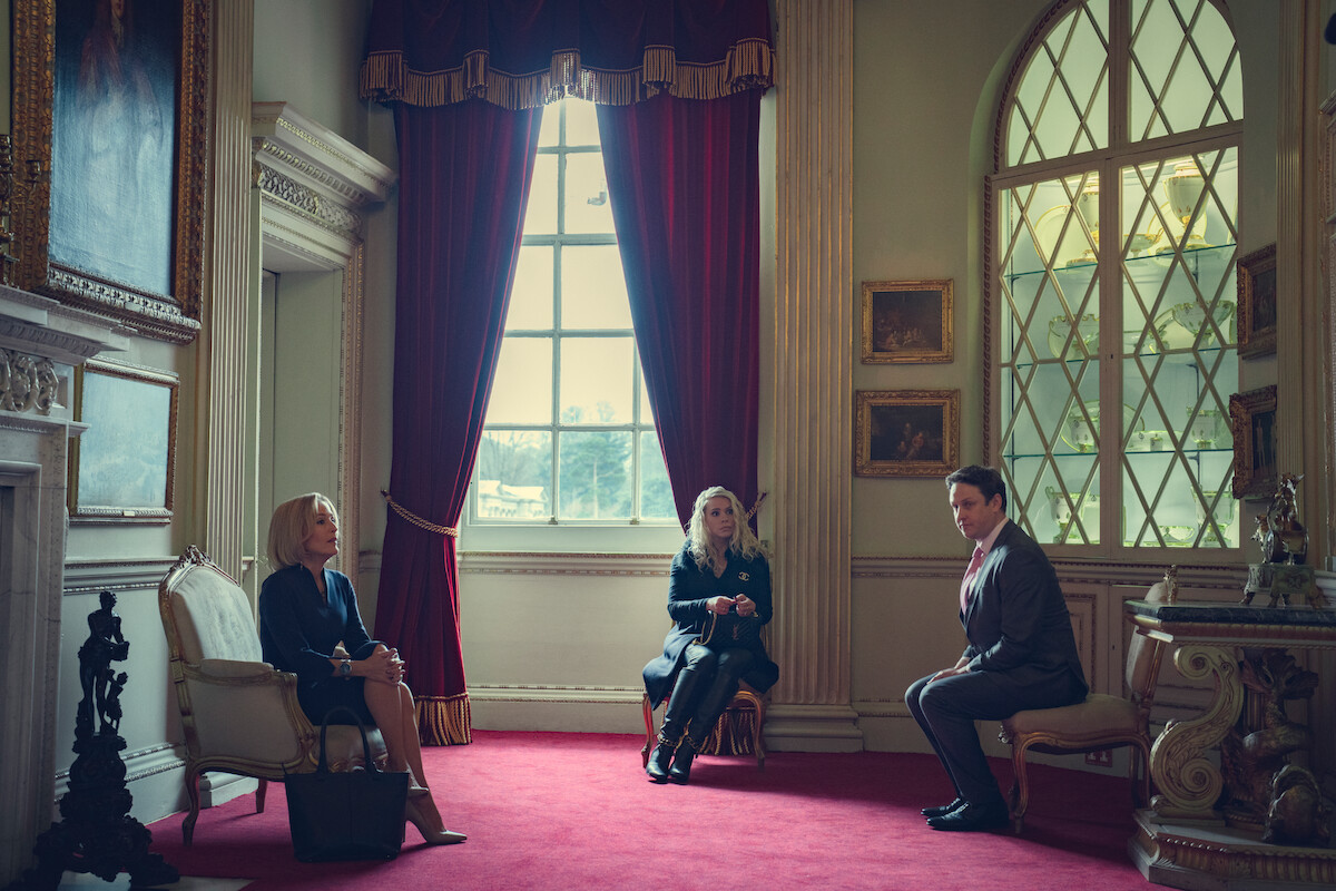 Gillian Anderson, Billie Piper, and Richard Goulding.