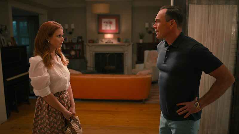 JoAnna Garcia Swisher as Maddie, Chris Klein as Bill in episode 302 of Sweet Magnolias.