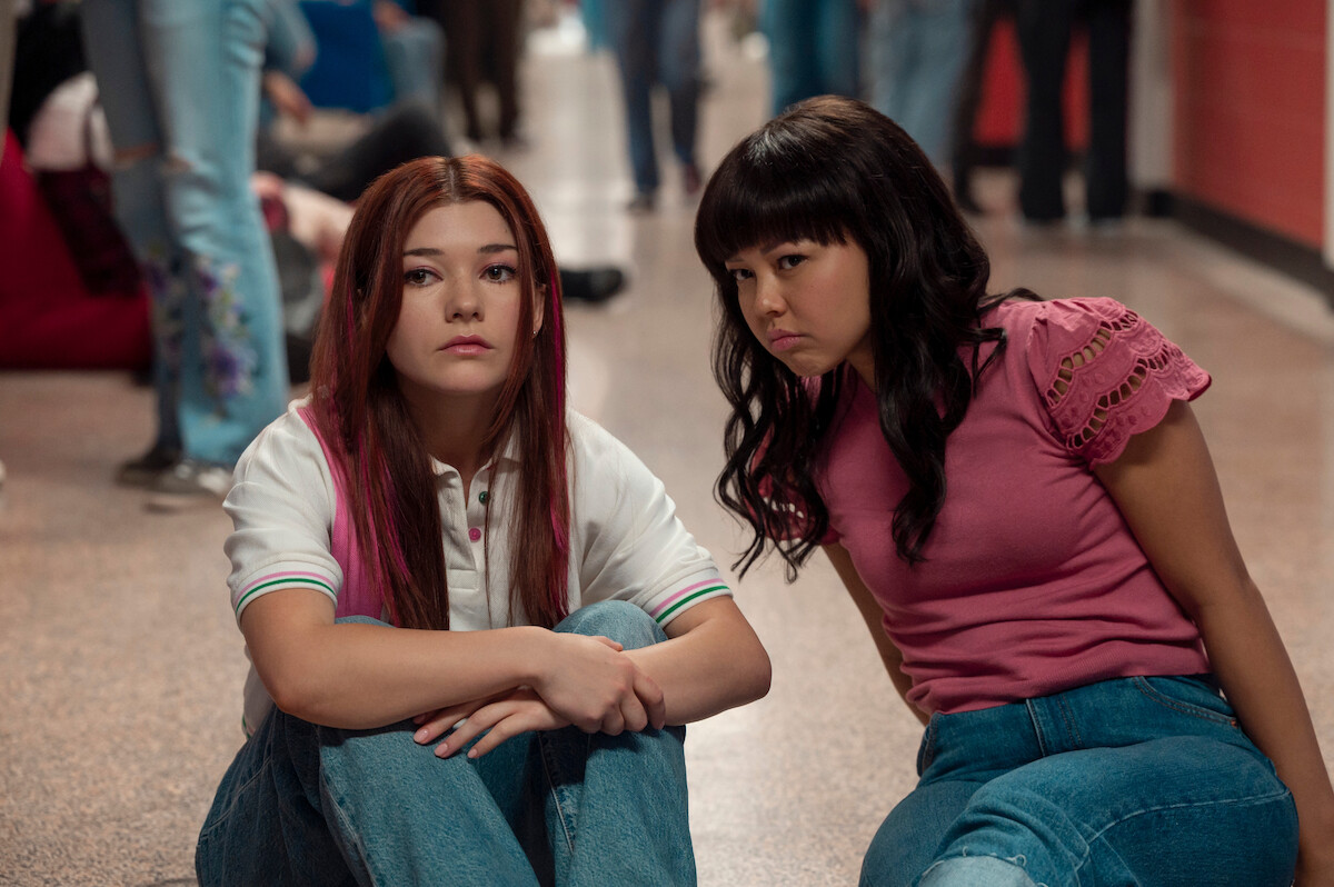 Katie Douglas as Abby, Chelsea Clark as Norah in ‘Ginny & Georgia’ Season 3