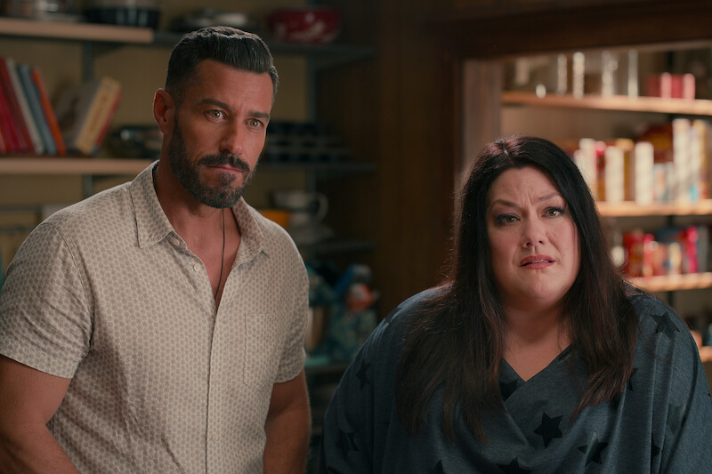 Brandon Quinn as Ronnie, Brooke Elliott as Dana Sue in episode 302 of Sweet Magnolias.
