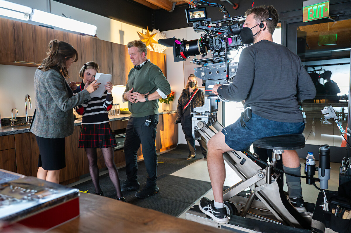 Jennifer Garner as Jess, Emma Myers as CC, and McG (director) on the set of ‘Family Switch’